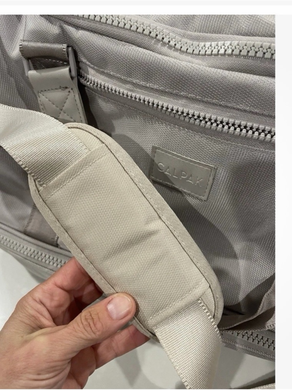 Calpak Stevyn Travel Duffel in Sand Dune Removable Shoulder Strap - Picture 7 of 7